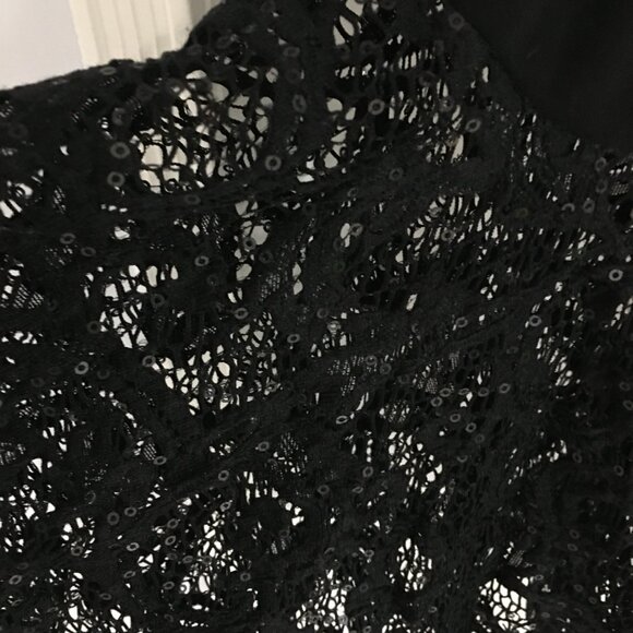 Like new fancy top sweater coverup - Picture 3 of 6